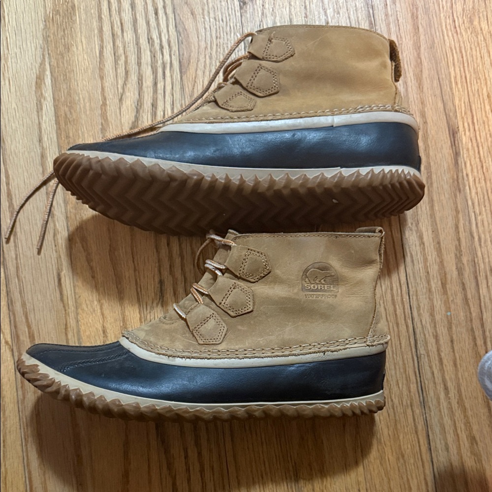 Sorel Women's Tan and Black Waterproof Leather Duck Boots